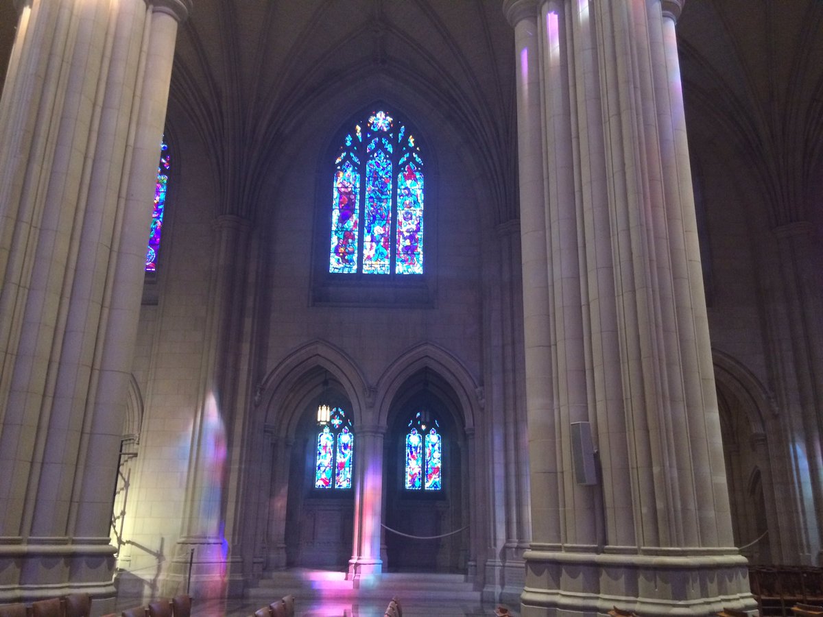 Mike_Alley59's tweet photo. First stop, The National Cathedral #scmsdc2016 https://t.co/Mge9YAPyCW