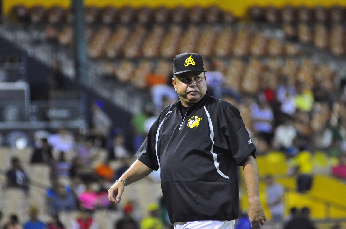 aguilascibaenas's tweet photo. Félix Fermín, manager del equipo estará al frente de los entrenamientos del conjunto.

#ÁguilasCamp https://t.co/I10QeufIlx