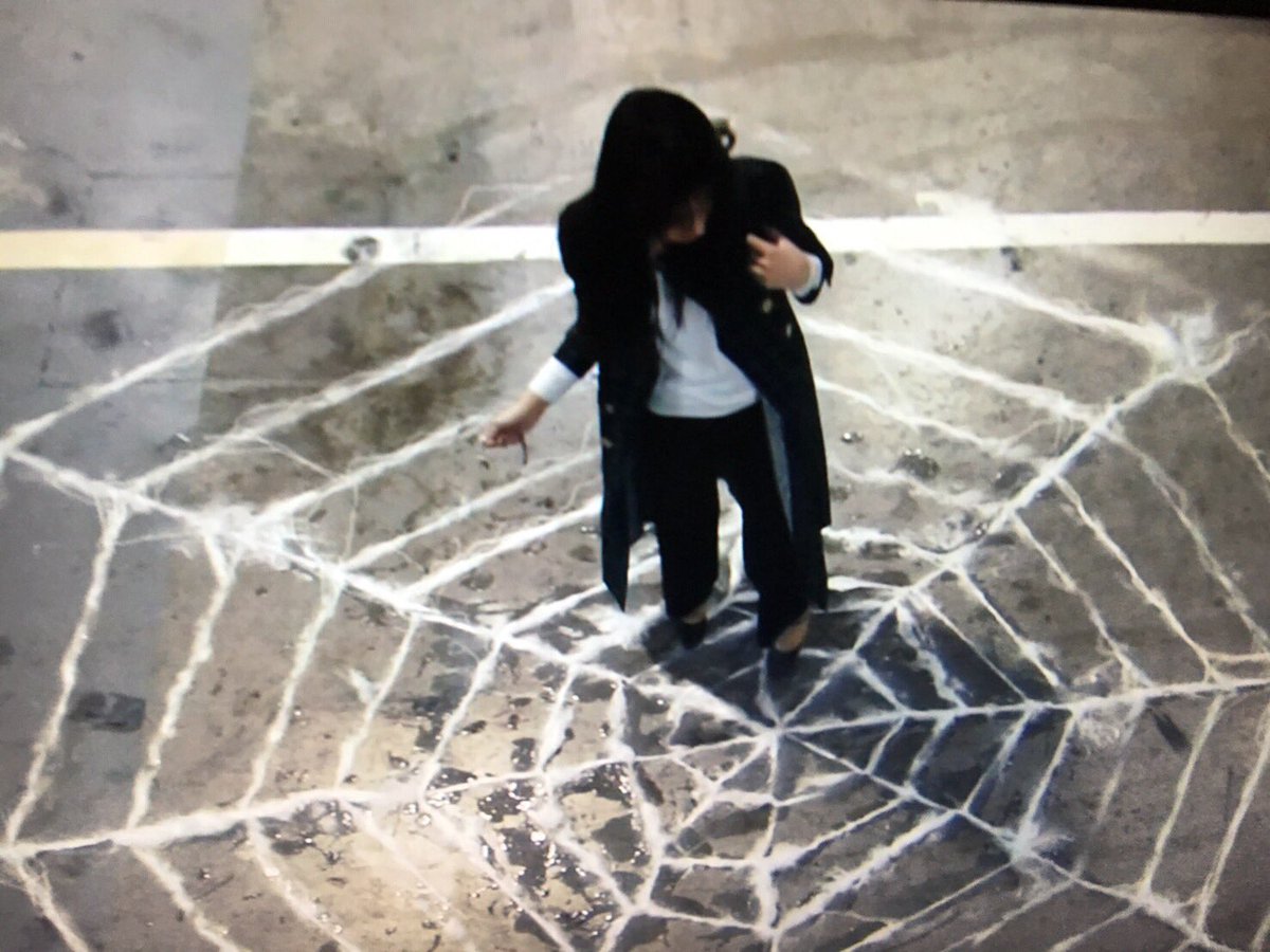 高橋ユウ Yu Takahashi V Twitter 友人から送られてきた キバ観てくれてるらしい 懐かしい この時私17歳 あと2枚目どうした これは友人に言おう 仮面ライダーキバ キバ 麻生ゆり