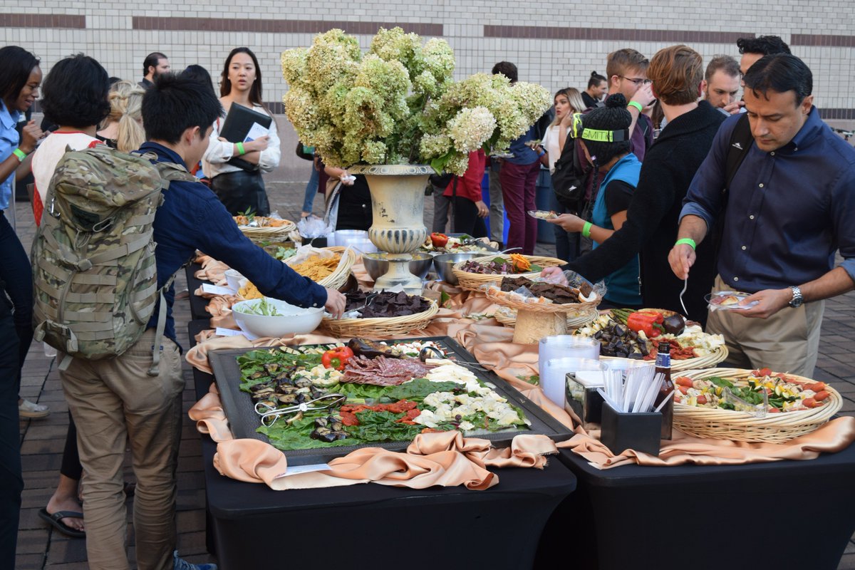 SIPA_OSA's tweet photo. Fall 2016 SIPAfest, proudly sponsored by the Office of Student Affairs (OSA). #Seeples #SIPA #SIPAfest https://t.co/sToUo4ngk8