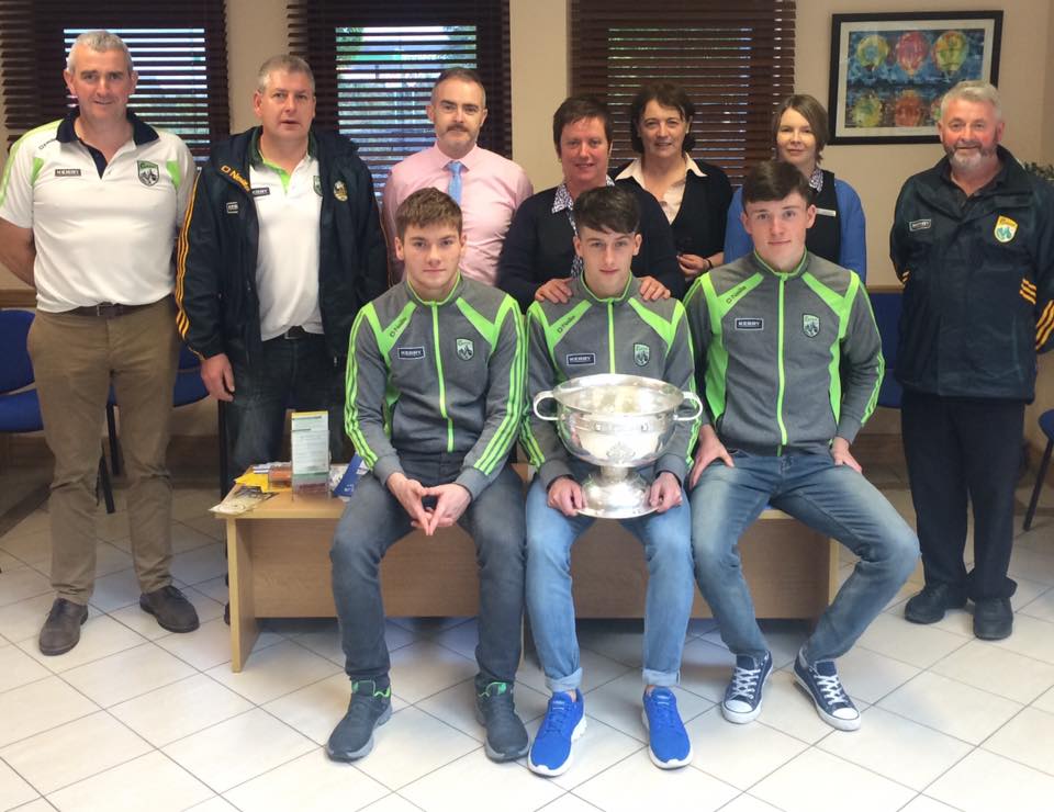 Rathmore_CU's tweet image. Brian, Christopher &amp;amp; Mark visited Rathmore &amp;amp; District Credit Union with the All Ireland minor cup: bit.ly/2dfjexm @creditunionie