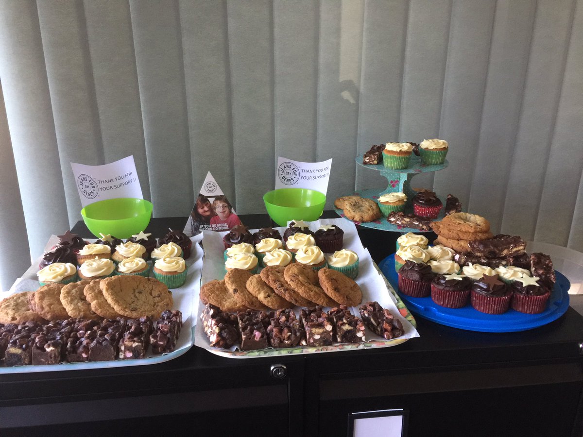 rach26jb's tweet photo. Happy Jeans for Genes day!! #jeansforgenes #cakesale #charity https://t.co/JUXzdq47I3