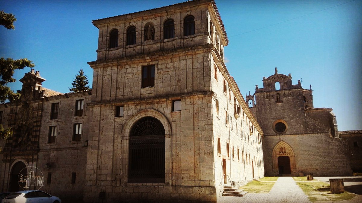monasteriospc's tweet photo. Segundo día de #otoño con este precioso cielo en #SanPedrodeCardeña ...Así de especial es #Burgos #BurgosMola #BurgosCiudadAmable https://t.co/x85IqJZJ3p