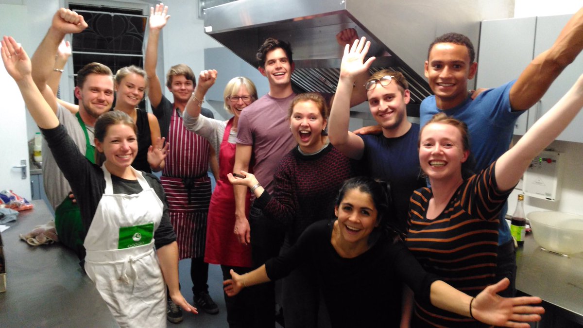 BristowsGrad's tweet photo. Last night our 2016 trainees volunteered with @HandsOnLondon at Muswell Hill soup kitchen. Some great culinary skills displayed! #law #CSR https://t.co/9R8RQf64yI