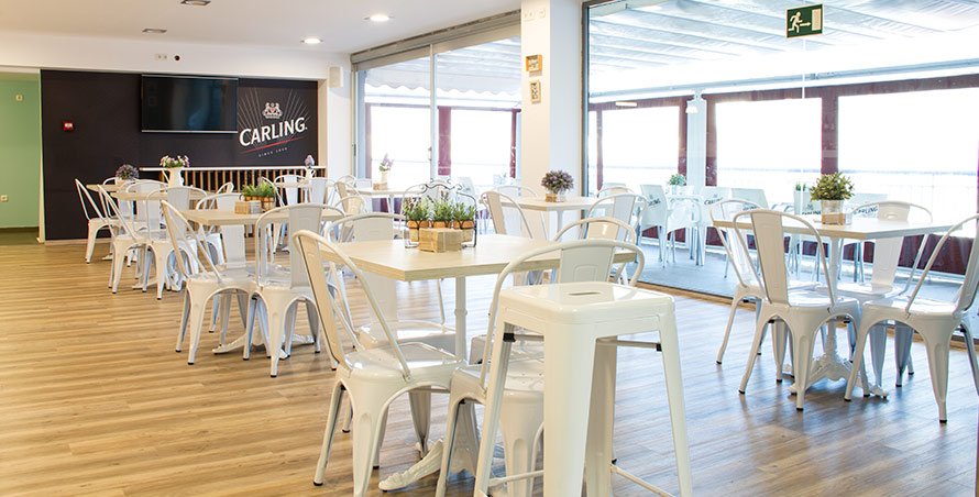 soccerdonosti's tweet photo. ¿Quieres que celebre su cumpleaños con merienda y #fútbol?
https://t.co/XDGEOkpAOL #donosti https://t.co/VREvQ55OsR