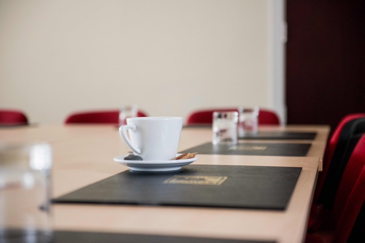 BlackBoyInn's tweet image. Got a meeting why not drop us a email and see what we can do for you. 

#fiberspeed #googlechrome