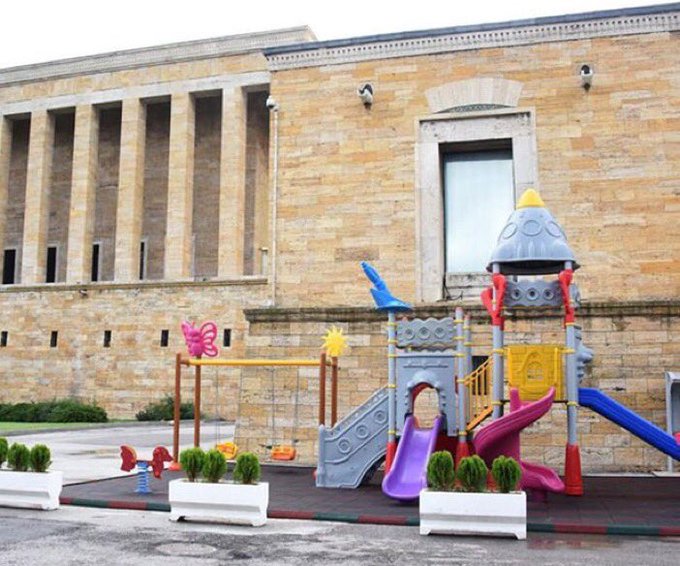 Resmi Twitter'da g&ouml;r&uuml;nt&uuml;le