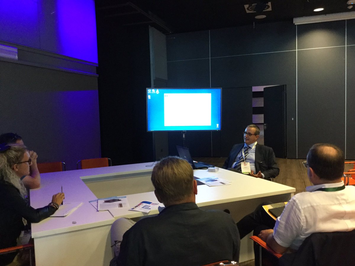 Retisostenibili's tweet photo. #formazione #PMI #sostenibilità #WeDo #CGRWedo2016 https://t.co/E7H8nDPld0