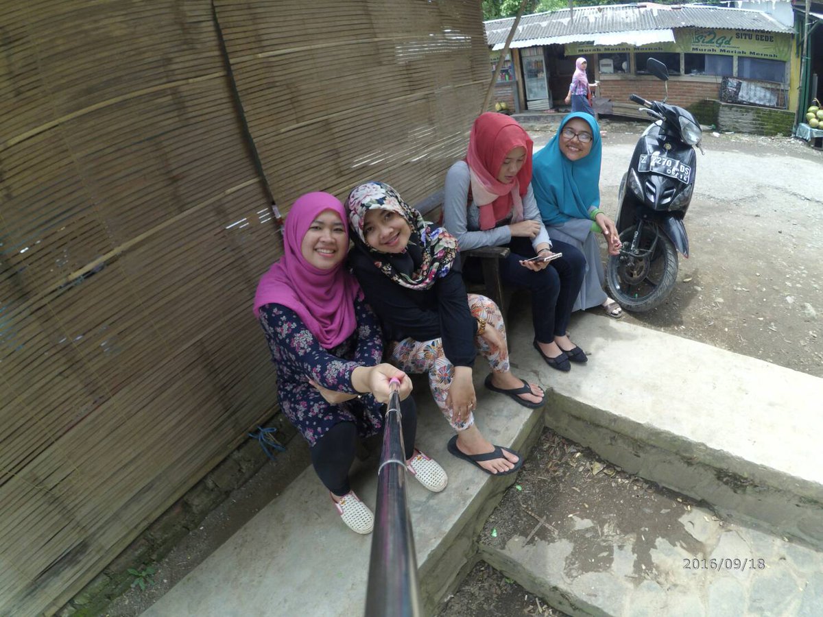 Anis Lestari tweet media