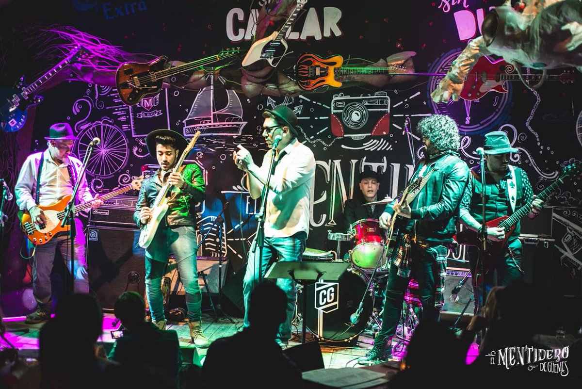 LosMentidores's tweet photo. Buen día! Hoy tocamos 18 hs en parque de las tejas y 19.30 en Monse Rock en el colegio Monserrat! Viernes de blues https://t.co/Bh6cHjhYp4