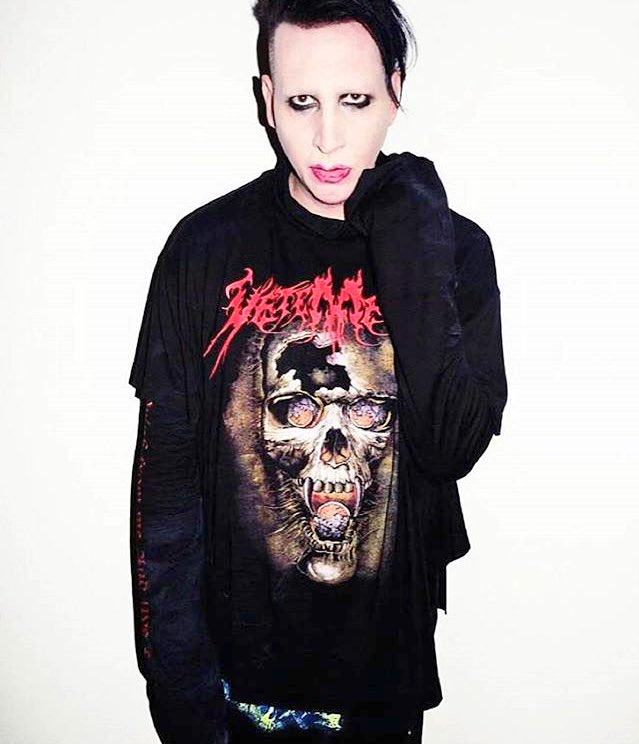 hateanthem's tweet image. OH MY GOD WHAT THE FUCK HE LOOKS SO CUTE