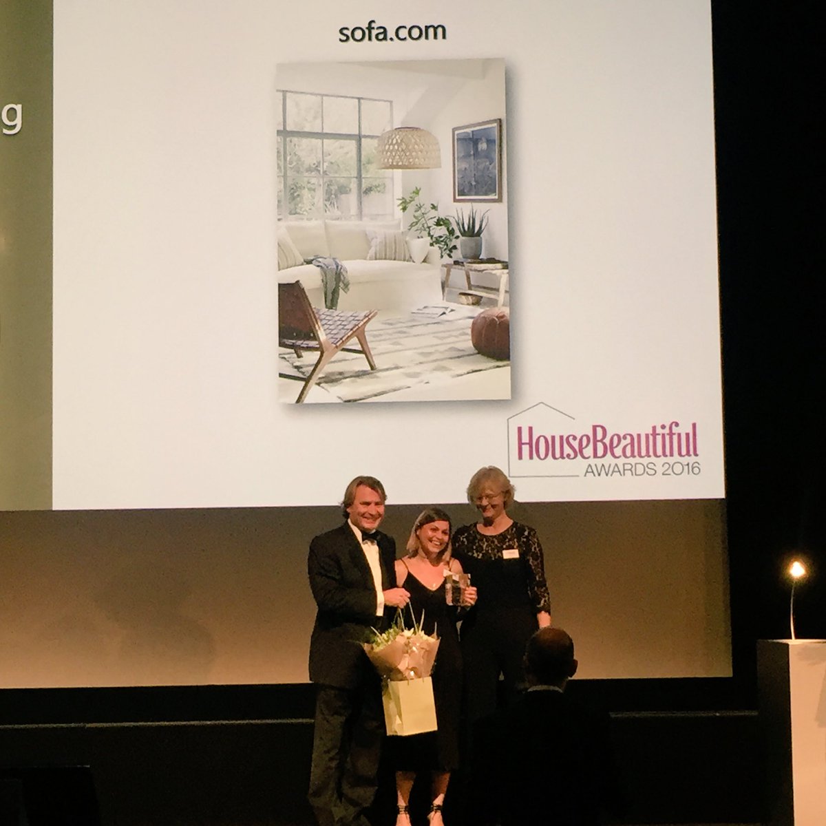 sofadotcom's tweet photo. What an honour to win Dream Living Room in the @HB #HBAwards &amp; we're delighted @_anna_glover won the Editor's Award for our collaboration! https://t.co/9dowsZ2qvL