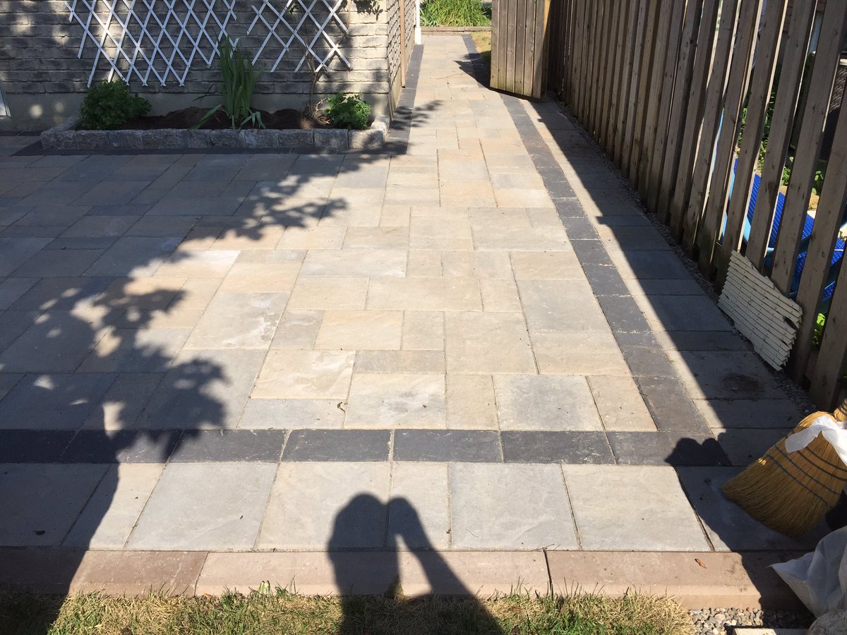 GoRedbeard's tweet image. Front, side walkway &amp;amp; rear patio using @techobloc #blu60 in #ChamplainGrey