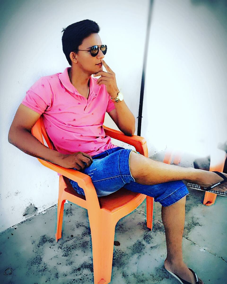 max_una's tweet image. Feliz níver , parabéns #timbeta