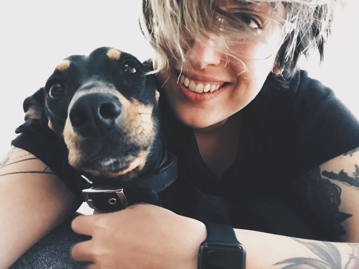 whodsuw's tweet photo. Echaba de menos a esta preciosidad llamada Eme. 😍 https://t.co/XGMg6w9pb6