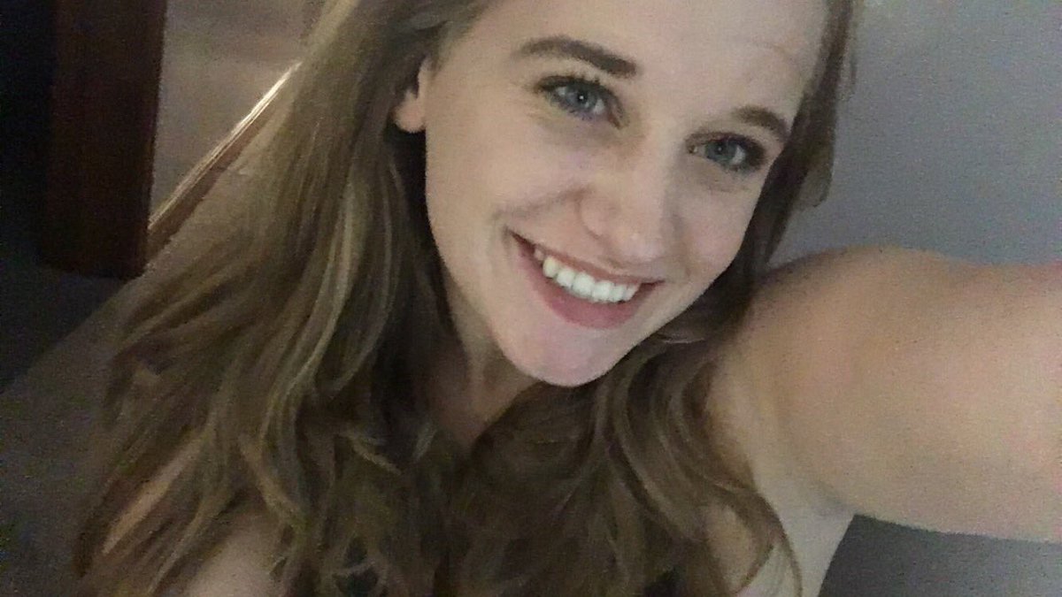 skylarblossom_'s tweet image. Lemme leave this here 😉