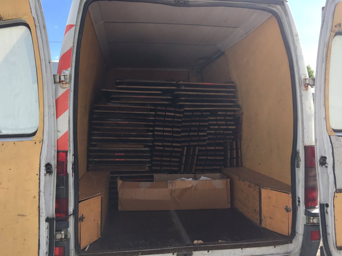 ARROWSTOUCH's tweet photo. Day-1!!! Big preparation! #@stsebsurloire #touch https://t.co/olcKaY501u