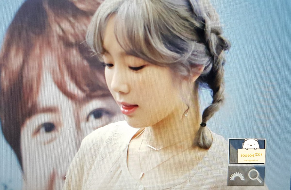 [PIC][23-09-2016]TaeYeon tham dự buổi Fansign cho thương hiệu nước uống "SAMDASOO" tại COEX Live Plaza vào tối nay CtCg0QmVIAALTC3