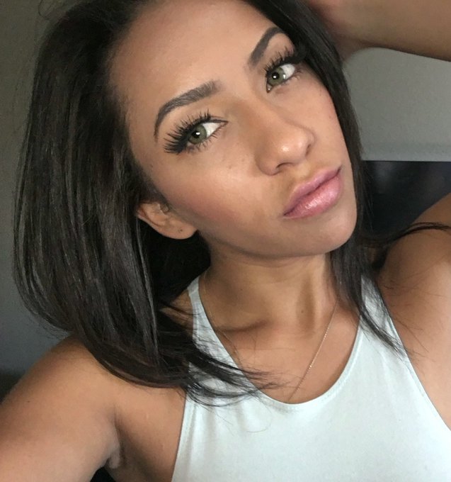 Morning🌱 rise and SHINE🌻 Please rate me 5 stars on @freeones  https://t.co/ho9UIhGAGG https://t.co/K<a href="/tag/dogfartgotm"class="tags"><span>#dogfartgotm</span></a>