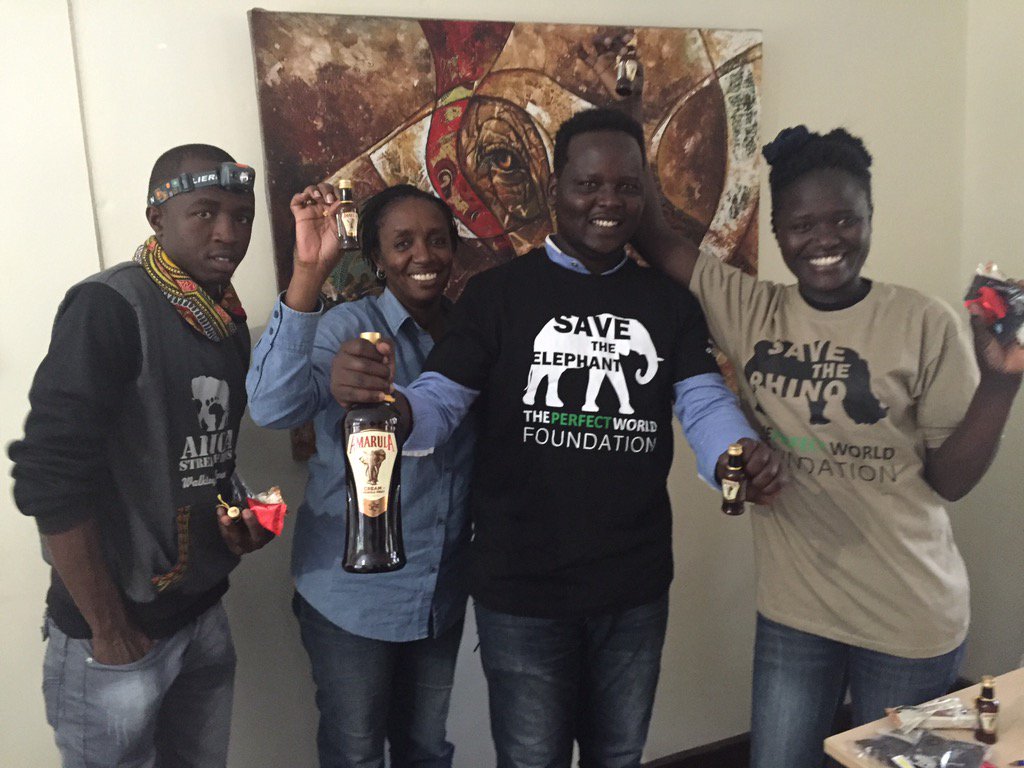 wildlifedirect's tweet photo. .@wildlifedirect team extend a heartfelt thank you to @TPW_foundation &amp; @amarula for supporting 🐘🐘🐘🐘conservation https://t.co/Ycza6MaVHz