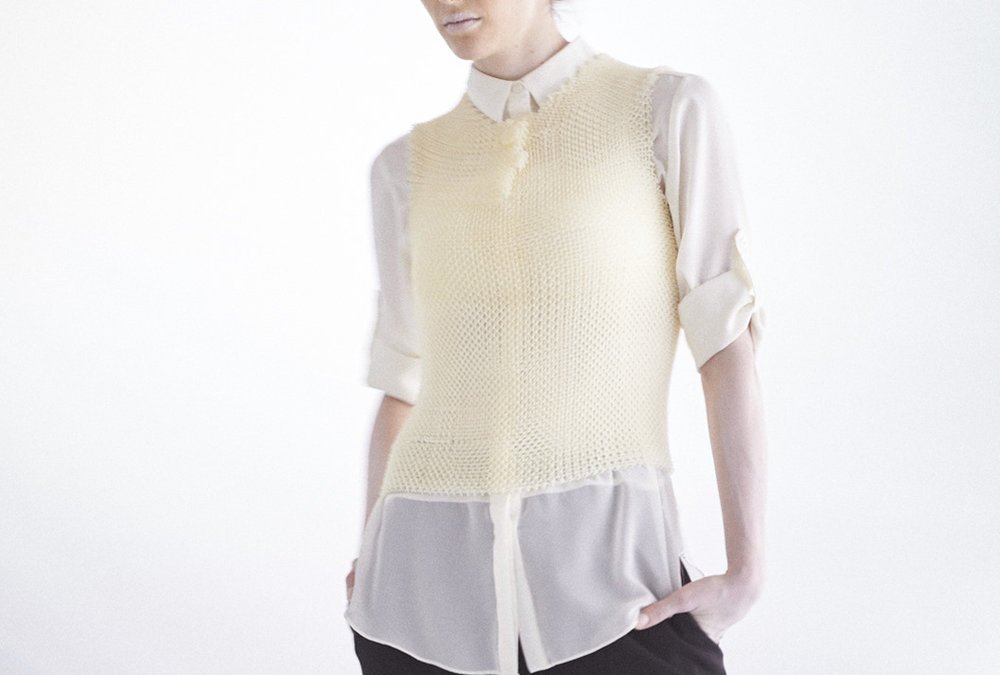 imaterialise's tweet image. Wearable 3D Printed Tech from Japan: Masaharu Ono’s Knitted Vest: i.materialise.com/blog/3d-printe… #3dprinting #fashiontech