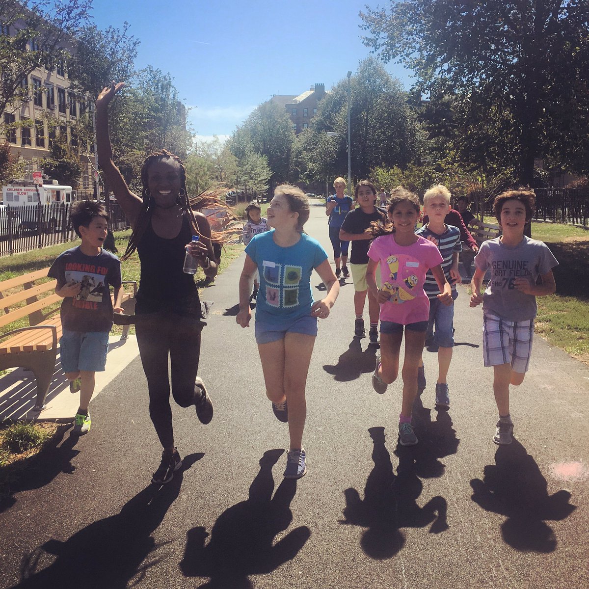 Run4FunInt's tweet image. Days that start with a run are always the best, especially when you have perfect #runningweather! #Run4Fun #youthrunningprogram #brooklyn