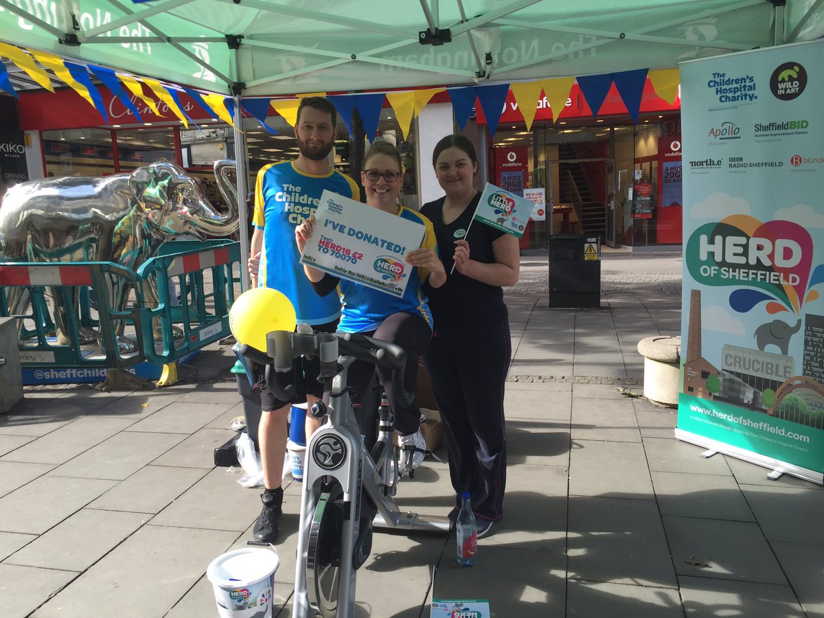 5k to go 5 minutes to the finish line! 🇬🇧 🐘🐘🐘#virtualstampede  #sheffieldissuper  <a href="/SheffChildrens/">Sheffield Children's</a> <a href="/nottinghambs/">Nottingham Building Society</a> 🎉