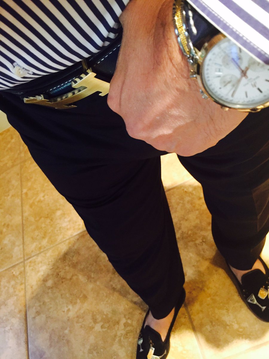 VaBene_style's tweet photo. A lot going on. Always #stylish never boring #dontbestupid @Hermes_Paris @BreitlingNews @stubbsandwooten @RalphLauren #PalmBeach https://t.co/hKtYwW7Rqr