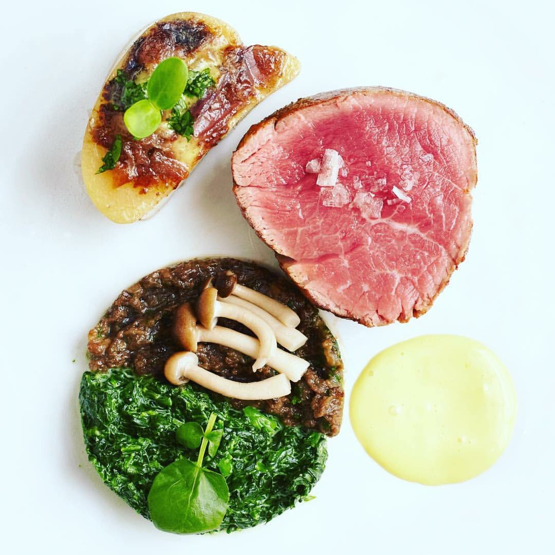 Sunday lunch-open 12pm- 4pm 
"Roasted beef fillet&amp;Marrow"for two &amp; Bottle of Vrede &amp; Lust red lady Merlot R350 per