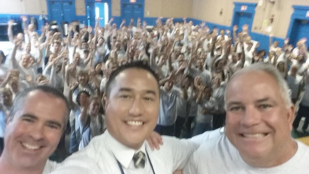 tmwgrade1's tweet image. Team Biogen (Care Deeply Day) at the Eddys! @EdwardsMSBPS #CULTUREOFWE #BPS @SuptChang @bostonschooIs @marty_walsh