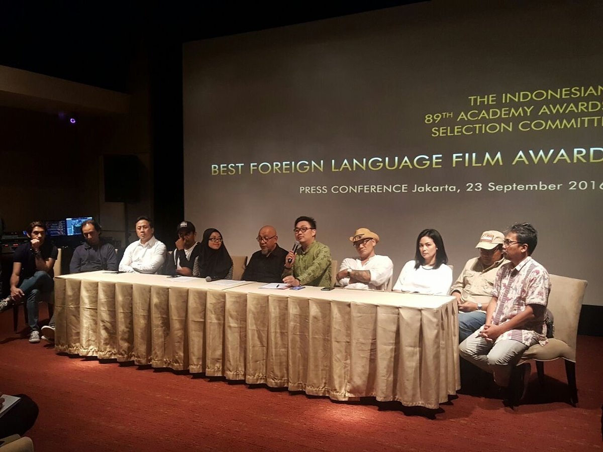 Temu media "Surat dari Praha" sebagai Wakil Indonesia di ajang Oscar ke-89 kategori Film Berbahasa Asing hari ini.