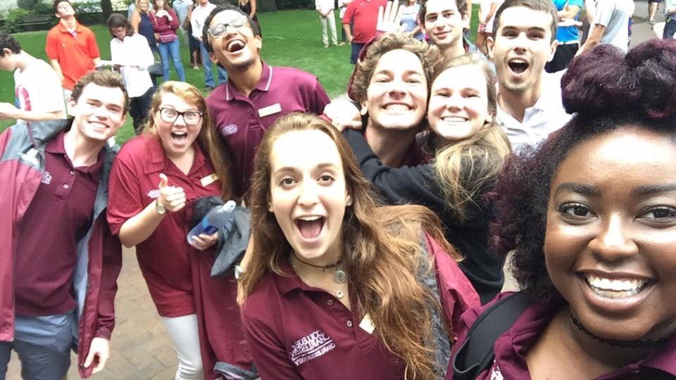 Charleston40's tweet photo. TGI Friday has been so much fun so far! Over 600 prospective students on campus today! Thanks Courtney for the picture! https://t.co/97pyeaaaAR