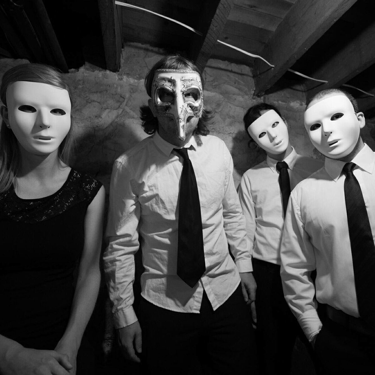 Oct 13 - <a href="/Sound_Glyphics/">Sound Glyphics</a> - <a href="/kwboathouse/">Boathouse</a> 

youtu.be/7xFm0Bz9g-8

#wrtalk #dtklove #kwlivemusic #havehopeshows