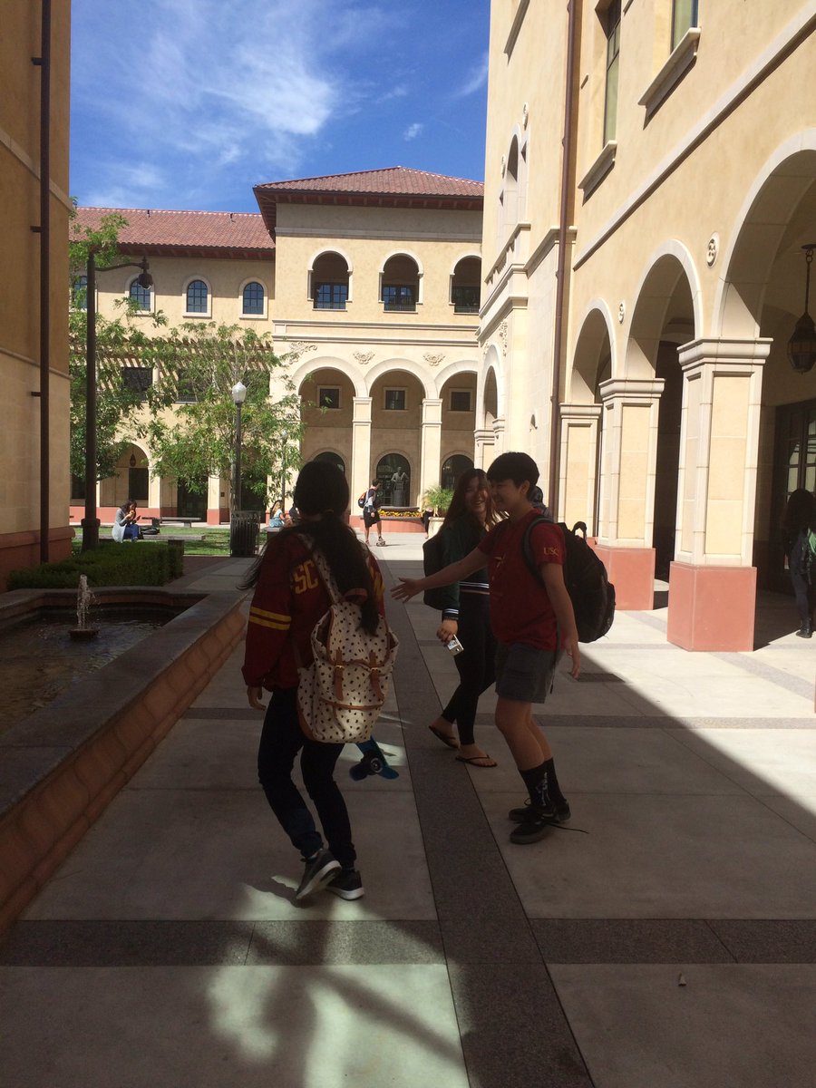 SpoilerInk's tweet photo. The SCB courtyard is never got, always has a cool temperature! Escape the California sun here! #cntv101 https://t.co/Xy6fniJ6LA