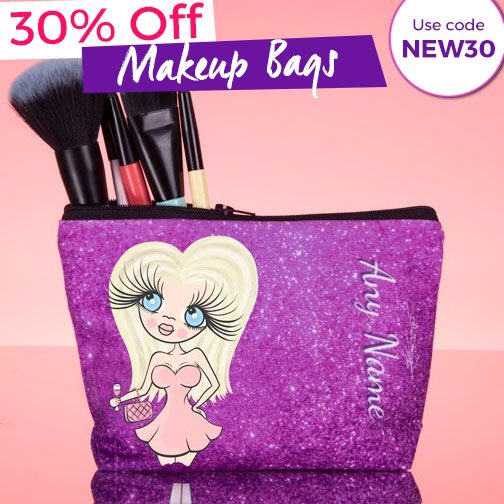ClaireaBellaLtd's tweet photo. 30% off my make up bags ... Including the new Backgrounds &amp; designs  link : https://t.co/SCKeWzrwKE https://t.co/VD4Qv0WqNu