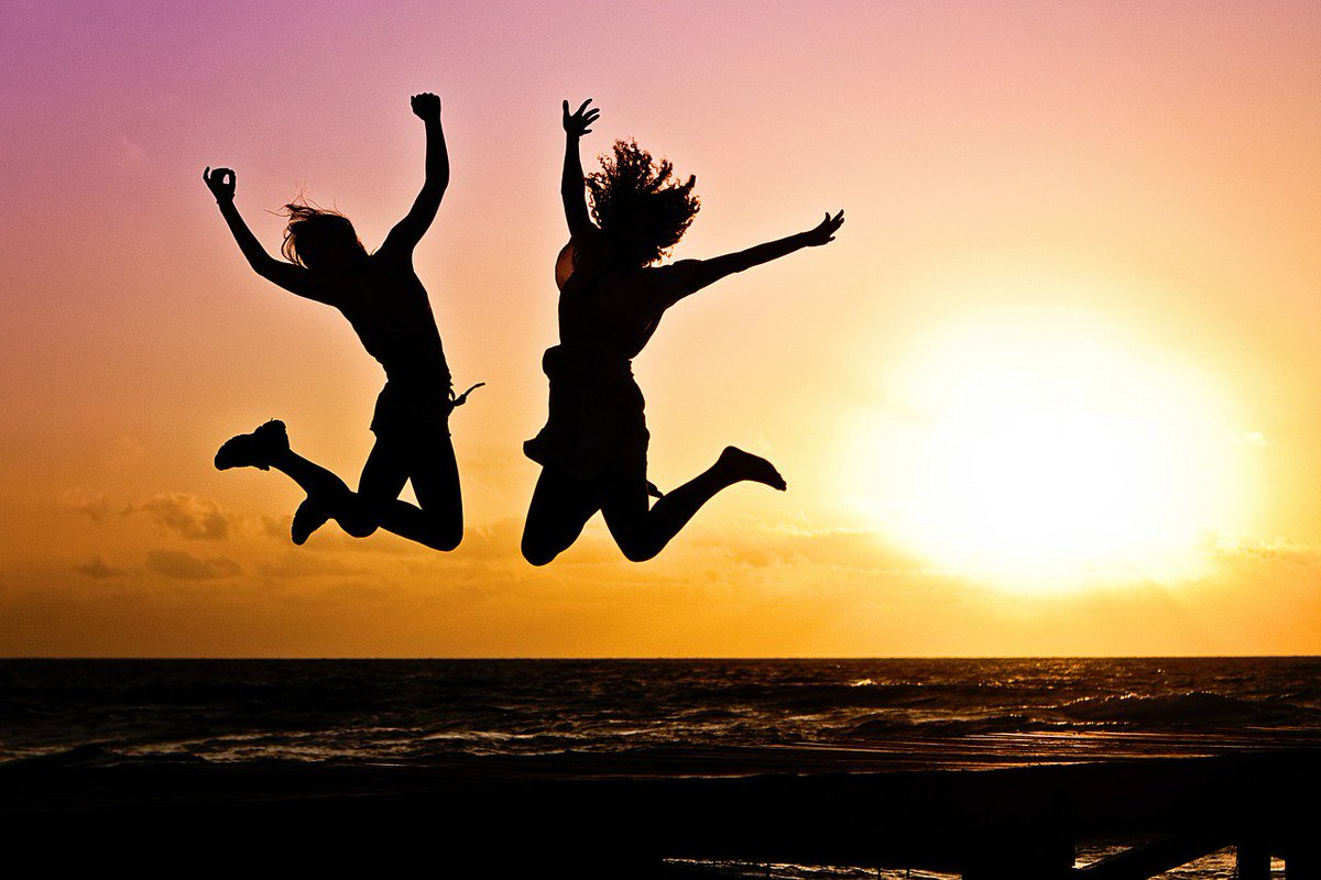 The weekend is here! What are your plans? Are you going on any #adventure?
#travel #explore just have #fun