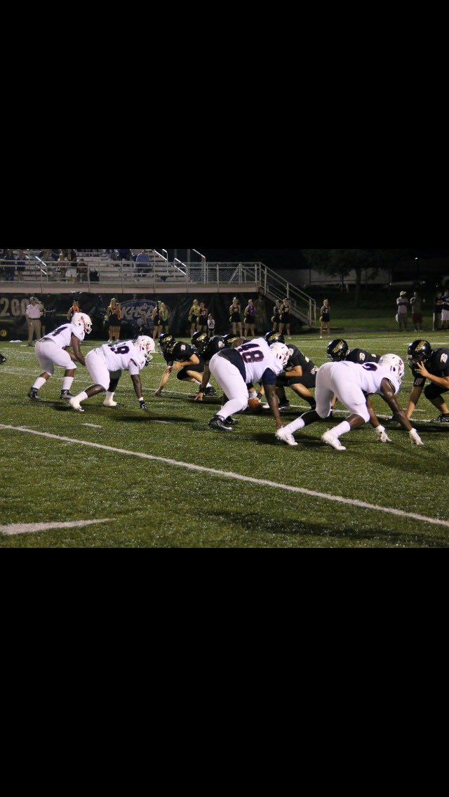 fly_guy_tyy's tweet image. GAME DAY😈😈
#FrontFour