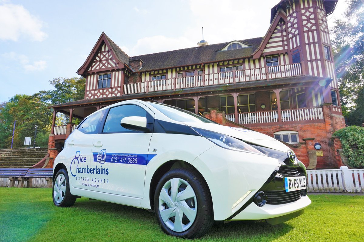 ricechamberlain's tweet image. Our new 3 additions to the RC fold! Say hello to Bertie, Milly and Wilbur #bournville #moseley #westheath you'll see us scooting around!