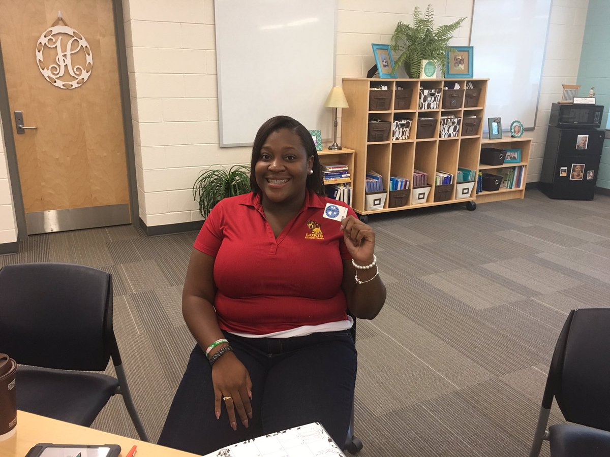 TerraBodkins's tweet image. Representing #LorisElementary :) #hcsbadges #hcspdl
