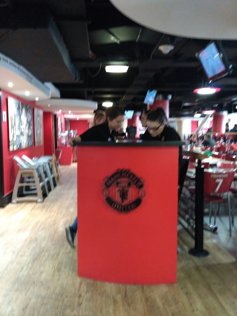 LHilmi's tweet image. Red deviL.....