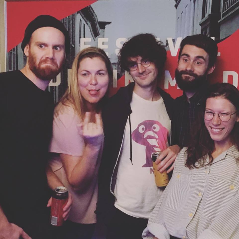 BEAT SEXÜ (@beatsexu) on Twitter photo Petit souvenir d'hier soir avant notre show au <a href="/fcvq/">Festival de cinéma de la ville de Québec</a> . On a eu beaucoup de fun !! Merci ❤ Ü Petit souvenir d'hier soir avant notre show au <a href="/fcvq/">Festival de cinéma de la ville de Québec</a> . On a eu beaucoup de fun !! Merci ❤ Ü
