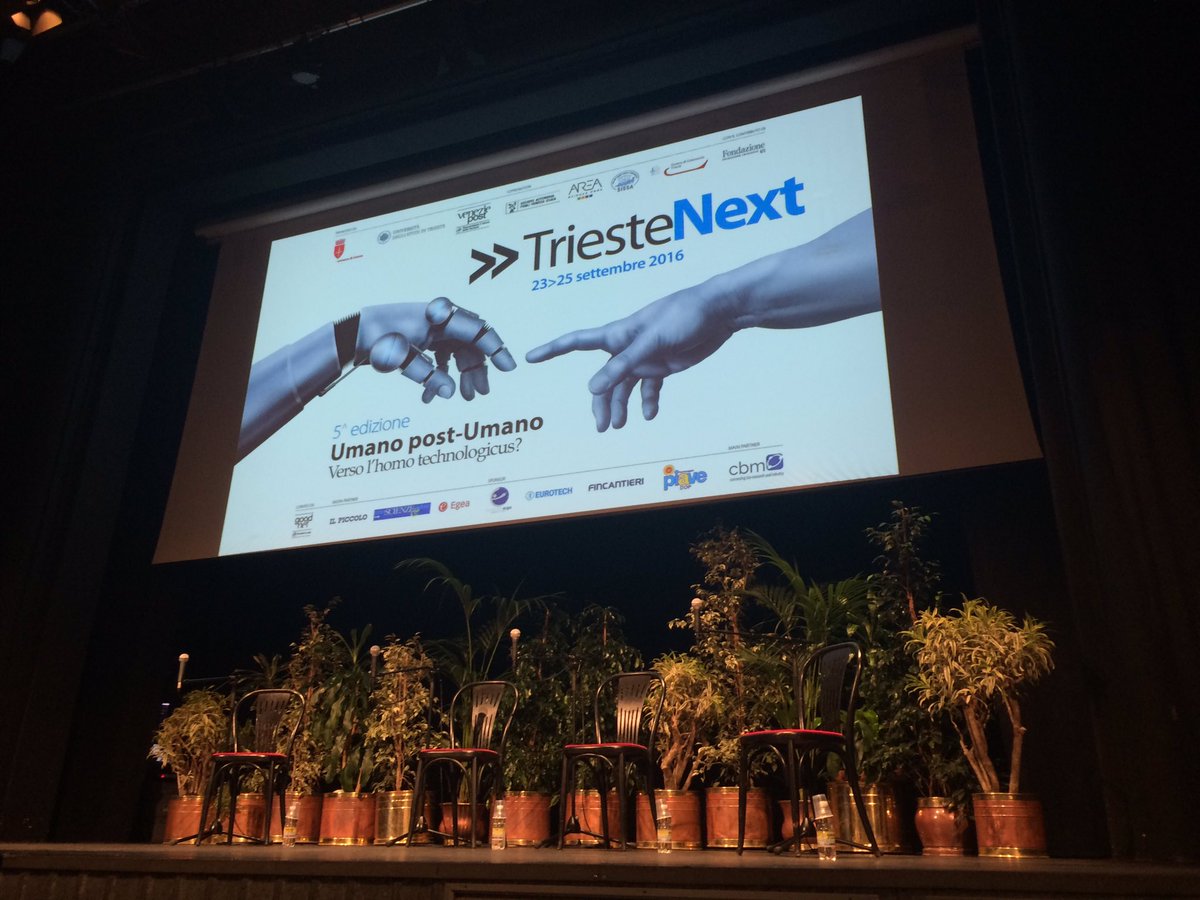 nicla_panciera's tweet image. "Parlare" dialoghi tra scienza e filosofia con @gVallortigara  #Cimatti Monaldi e Illetterati tra poco al teatro Miela #TriesteNext16