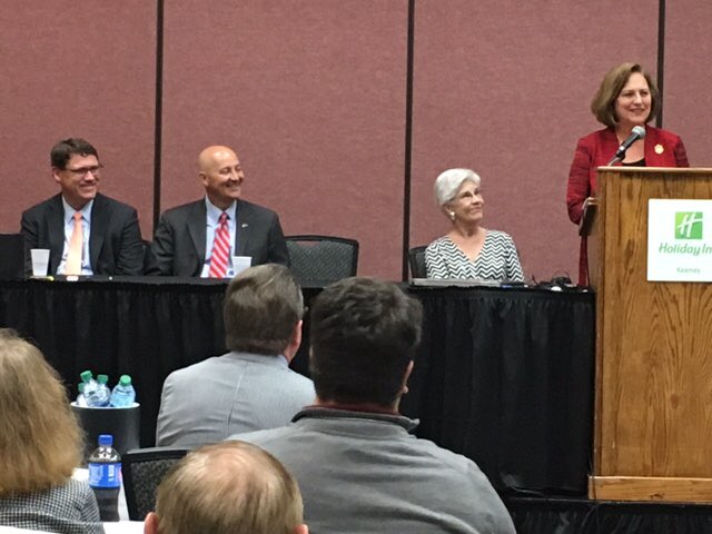 SenatorFischer's tweet photo. Great time in Kearney discussing new NE infrastructure w/ @GovRicketts #BuildNE https://t.co/dEOL3ez4cQ