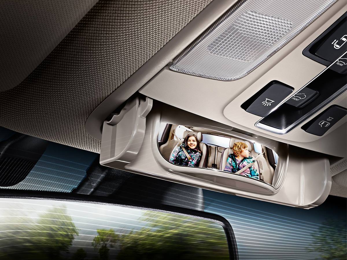 CityKIA's tweet photo. The Kia Sedona's conversation mirror helps you keep a better view on what matters most. Available today! https://t.co/GjZUnl9l2O