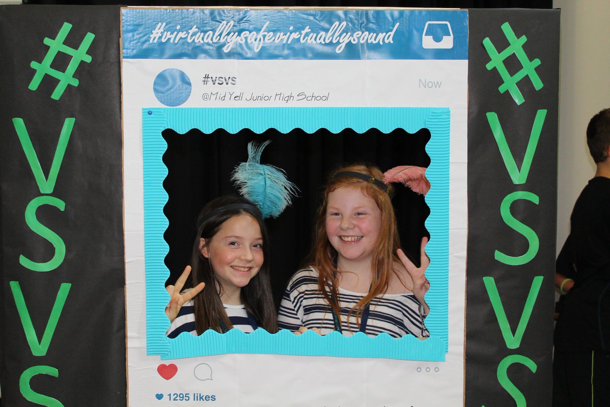 ShetlandYouth's tweet photo. The young people of Yell & Unst made this wonderful photo booth for #VirtuallySafe. Check out these brilliant fotos. https://t.co/UyCKX0xoSS