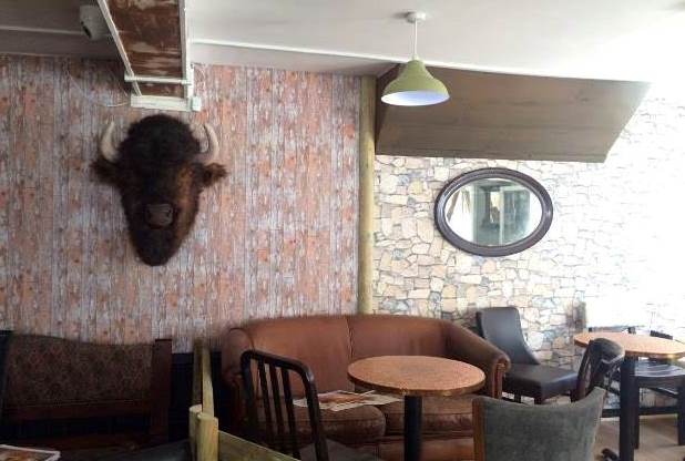 EG_Editor's tweet photo. The Running Horse re-opens tonight - have a look at what they've done with the place https://t.co/blycLCDqhb by @JordisonChloe https://t.co/DU3h7N4pot