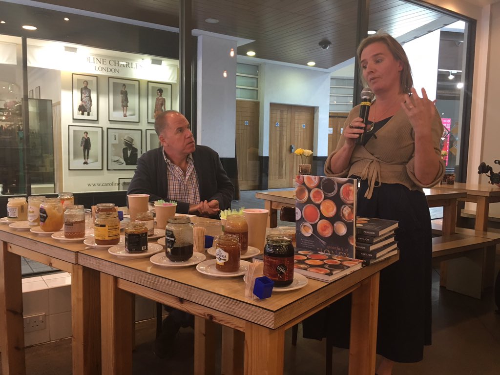 stefanieindevon's tweet photo. Fascinating talk about bees and honey with @HattieEllis celebrating our local @Princesshay honey
#local #bees #flowers #honey #supportlocal https://t.co/OLRtwxZ1UU