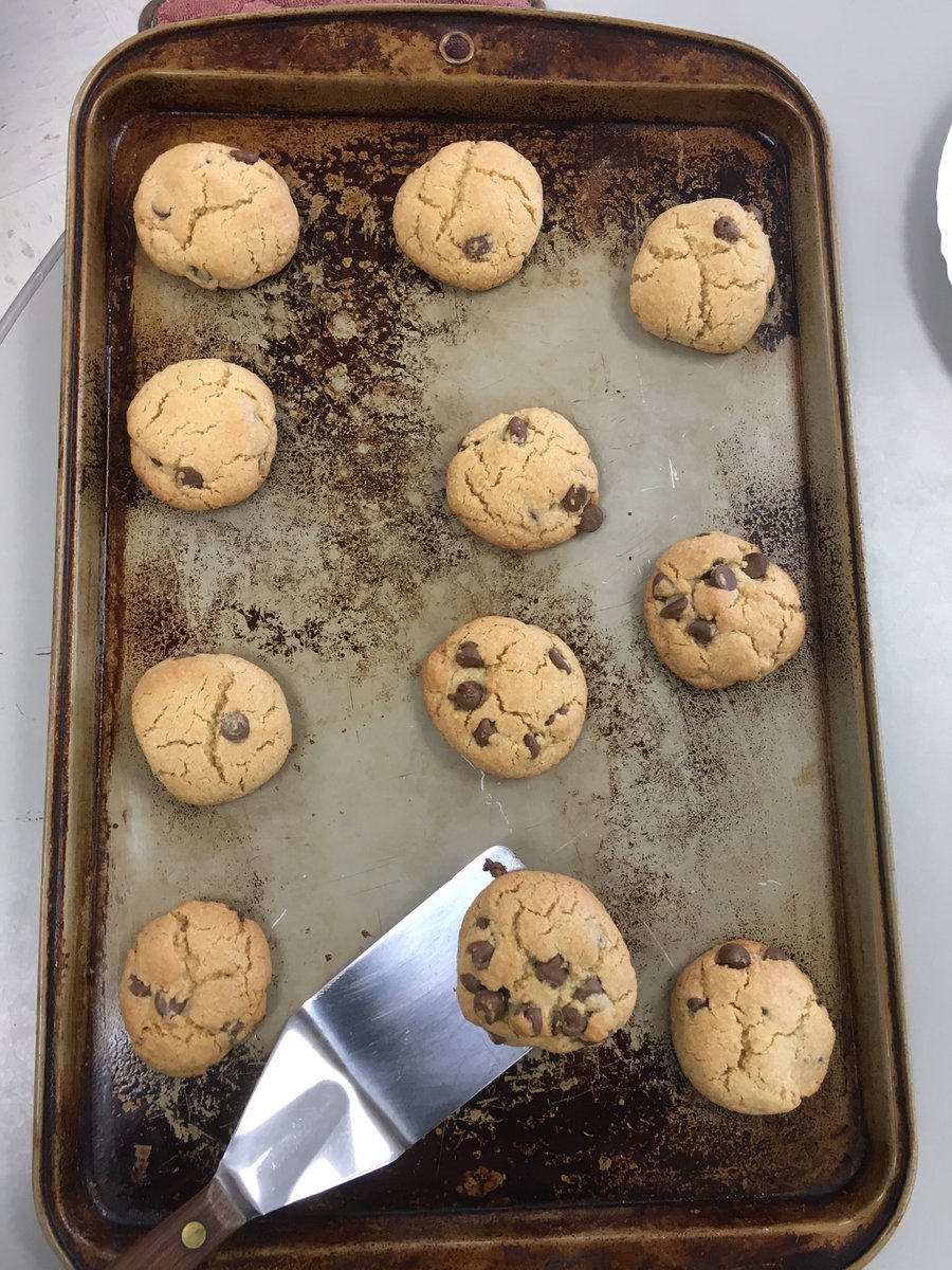 PHScullinary's tweet image. These cookies arnt the only thing getting baked in class today.👌🏻