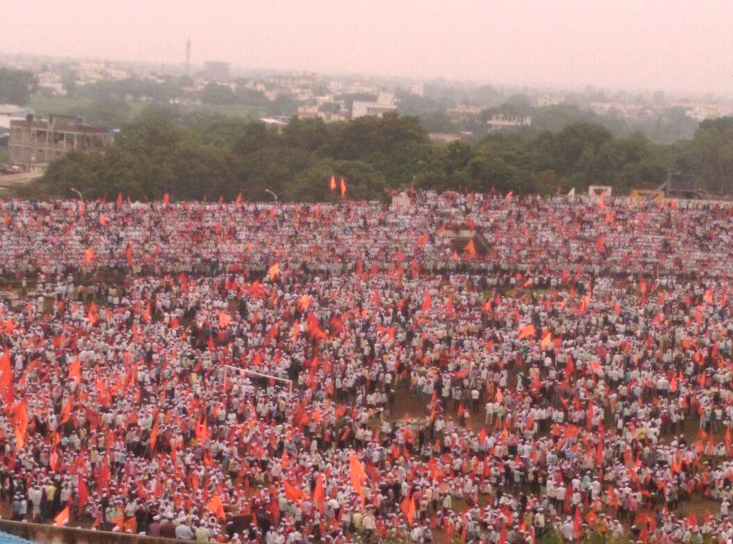 rahullandge125's tweet photo. Maratha kranti morcha a nagar https://t.co/cn170AKJoS