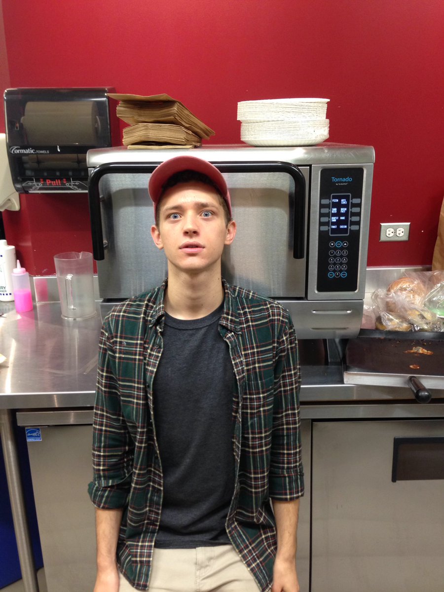 ExLibToaster's tweet image. REUNITED AT LAST -- so glad Barista Emiliano is back, toasting away with me #toasterfriends #toasterlove